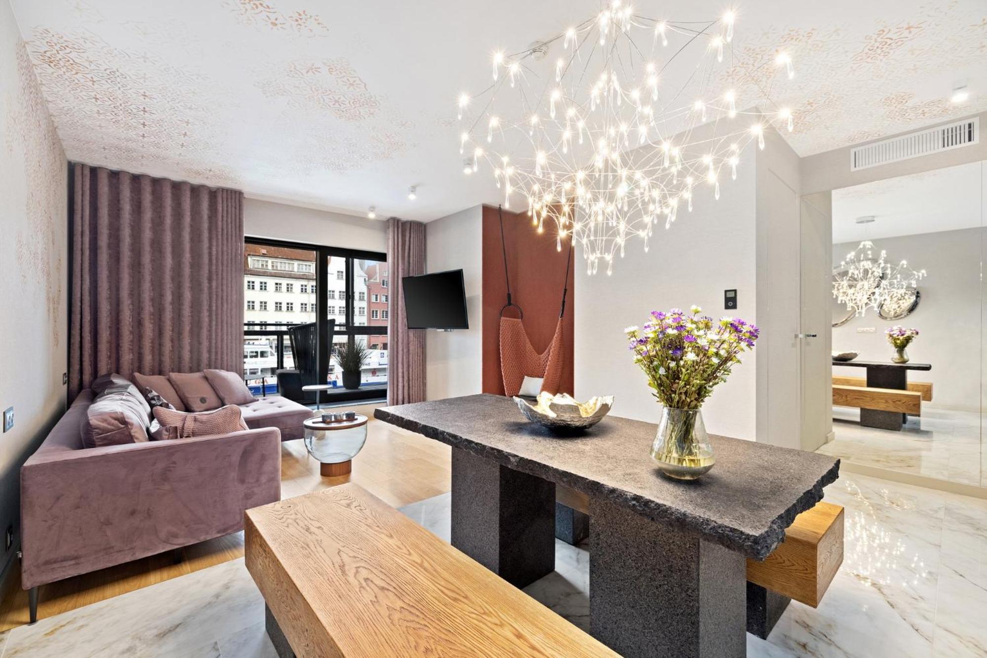 Rent Like Home - Apartamenty W Deo Plaza 그단스크 객실 사진